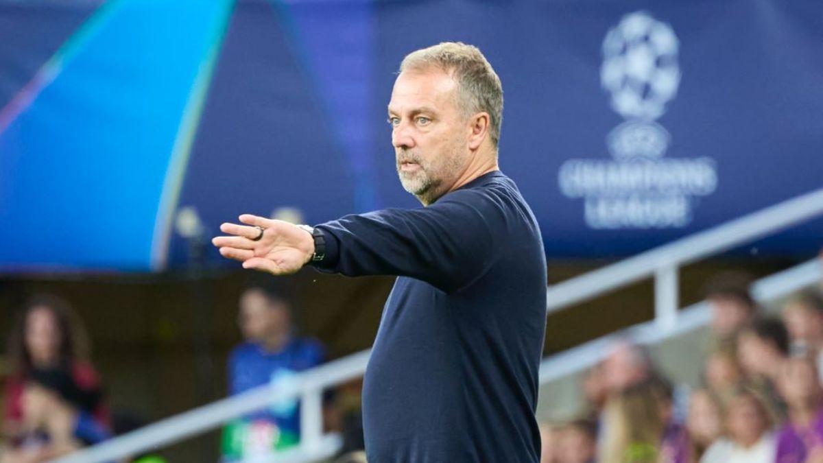 Laporta, sobre la expulsión de Flick: "Si no hay una mano blanca, se le parece mucho"