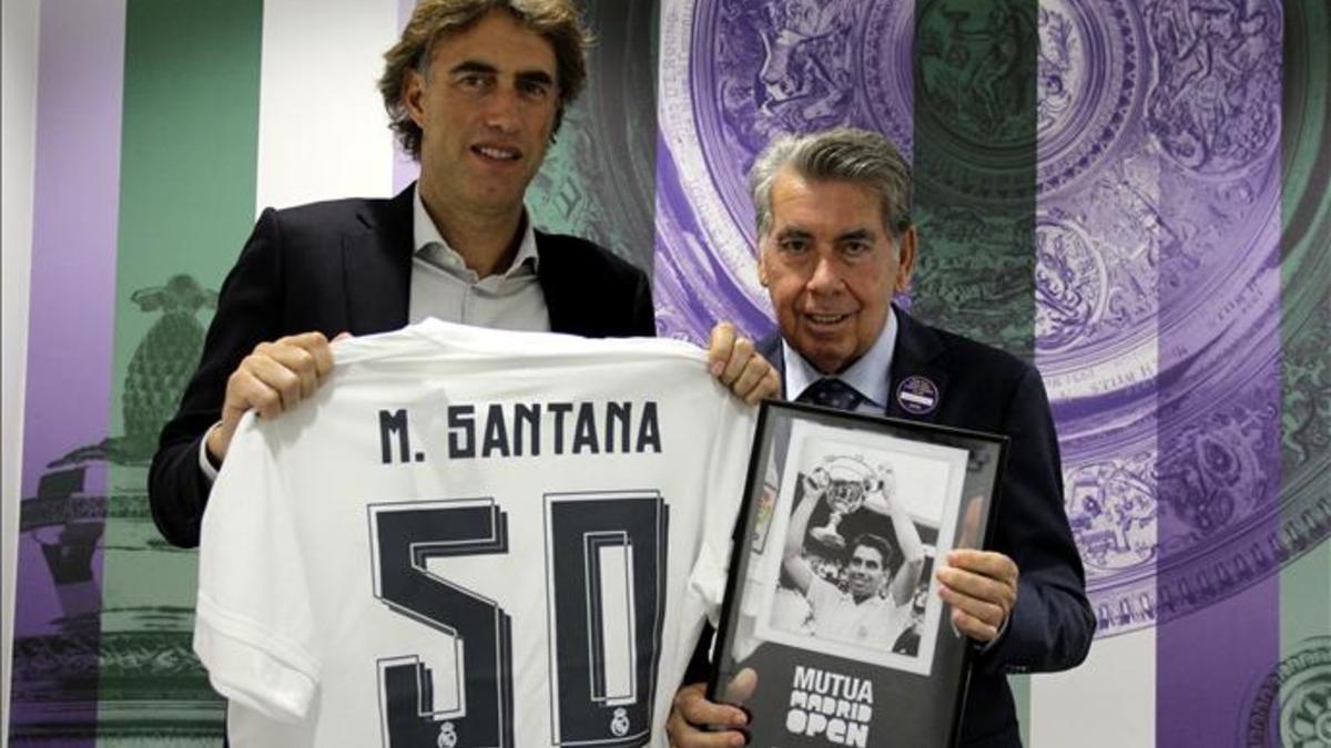 Manolo Santana, junto a Gerard Tsobanian, director ejecutivo del Mutua Madrid Open