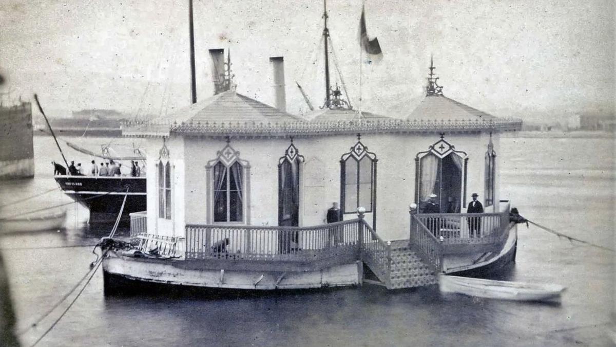 Pabellón de baño flotante de Alfonso XII (1877).