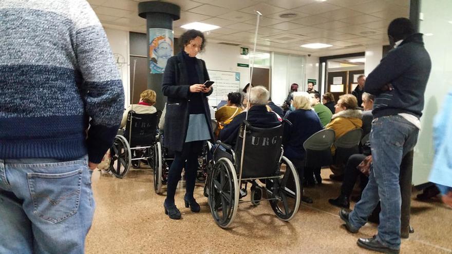 Una sala de espera de hospital en la Región.