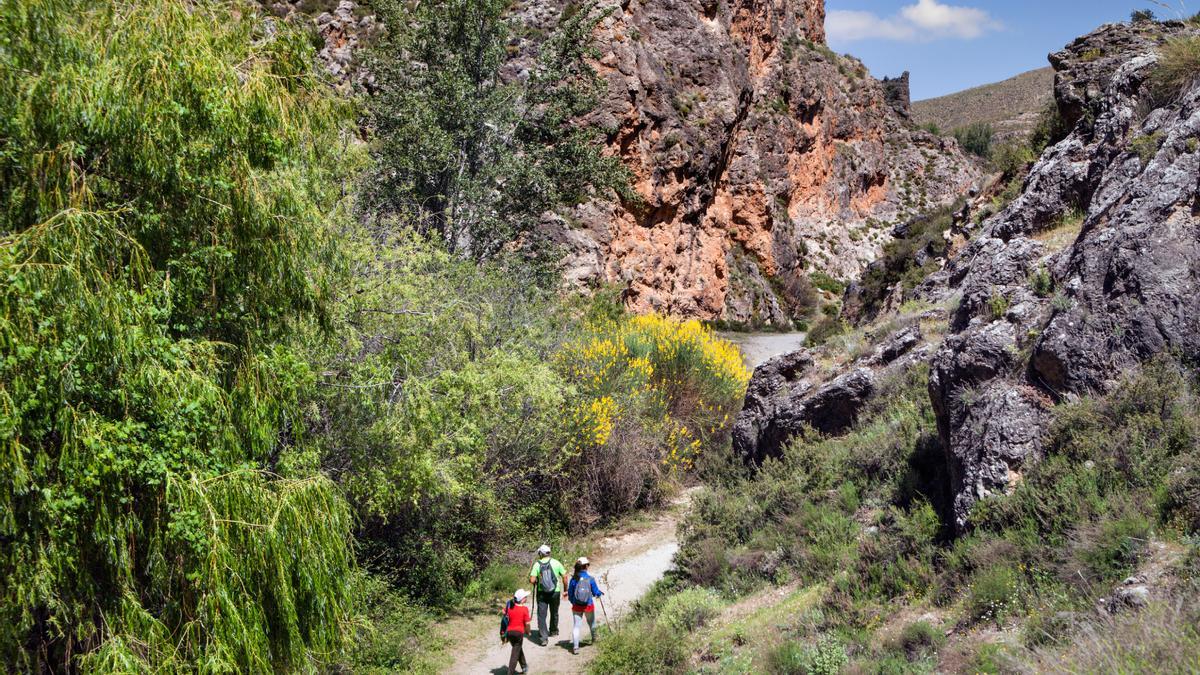 Recorriendo la ruta de los Cahorros, la senda cañón de Granada