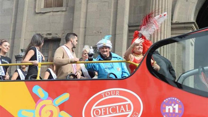 Una guagua muy carnavalera