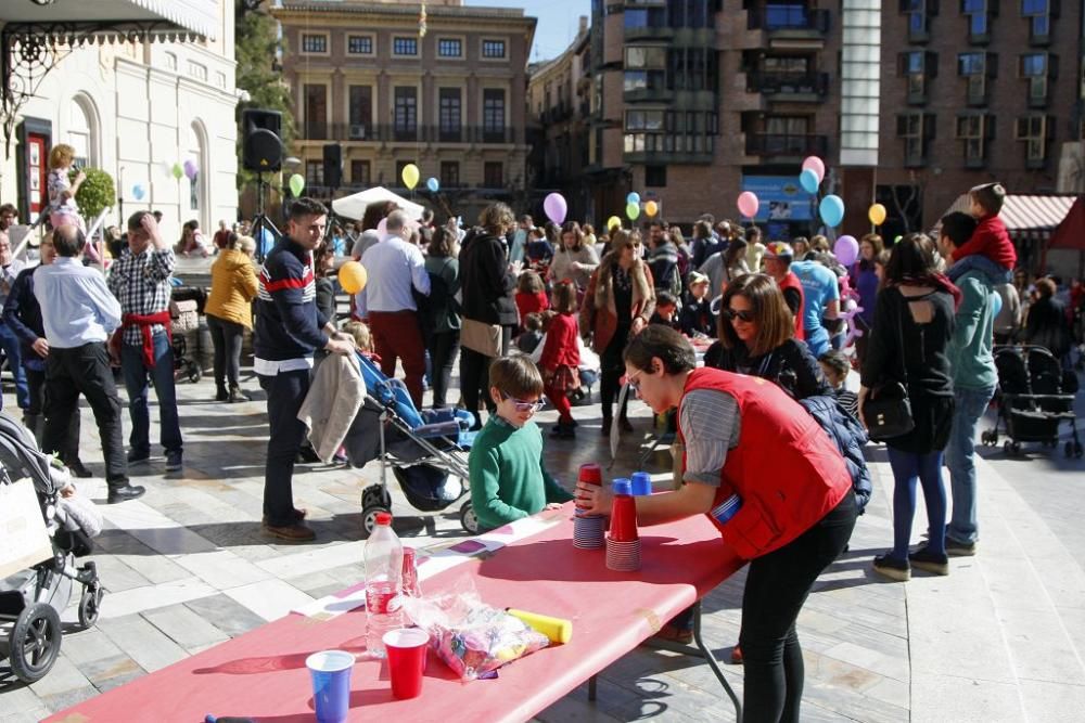 Fiesta infantil que la Asociación de Familiares de Niños con Cáncer (Afacmur)