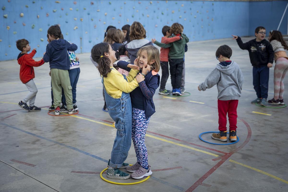 Alumnos de segundo de primaria del CEIP Escola La Llacuna de Poblenou.