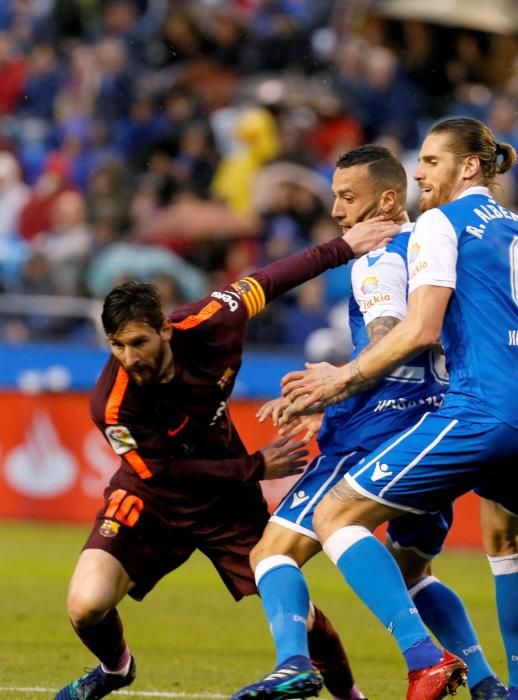 Imágenes del partido entre Deportivo y Barcelona.