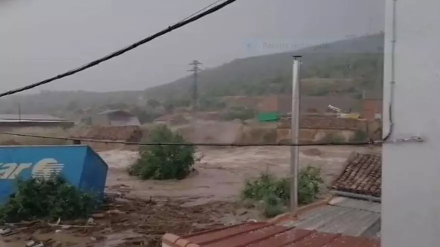 Vídeo | Villar de los Navarros, inundada tras una gran tormenta