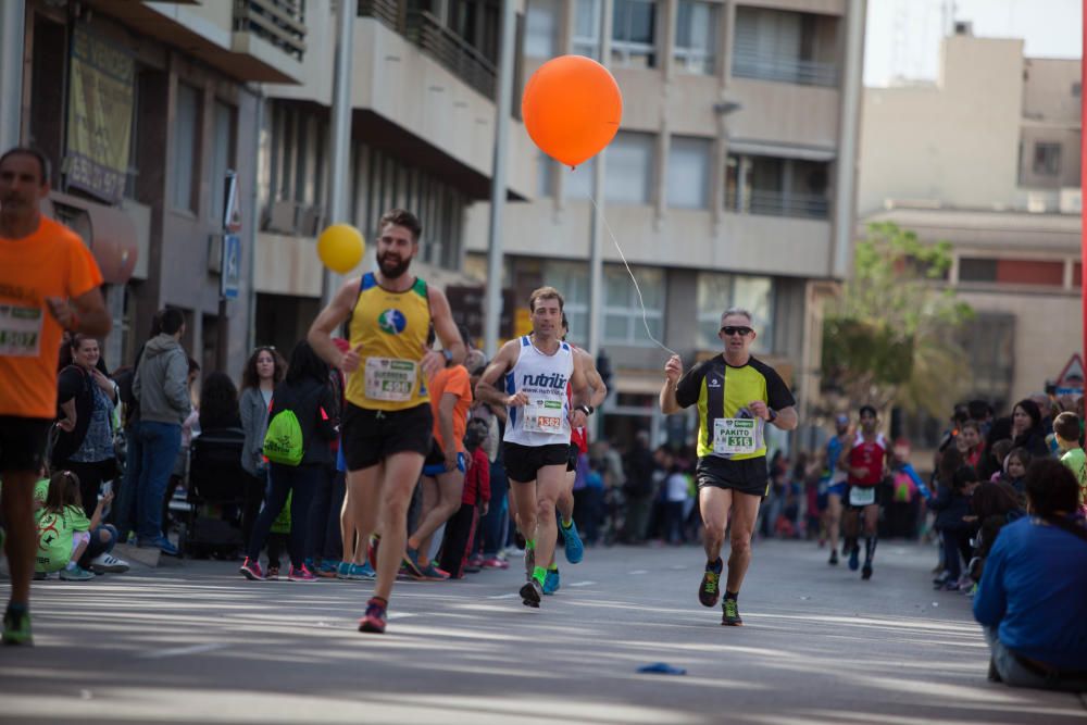 Hassanne Ahouchar gana el 44 maratón de Elche