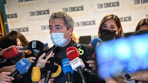 El Consell Escolar de Catalunya afronta el seu ple més tens pel nou calendari