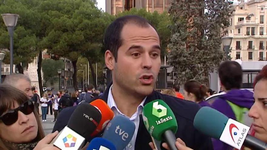 Ciudadanos se ofrece a &quot;desatascar&quot; la &quot;mala relación&quot; entre PP y PSOE