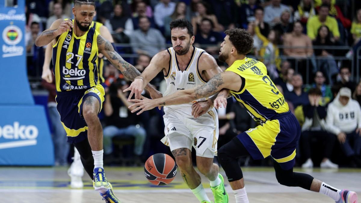 Campazzo, en una acción del partido