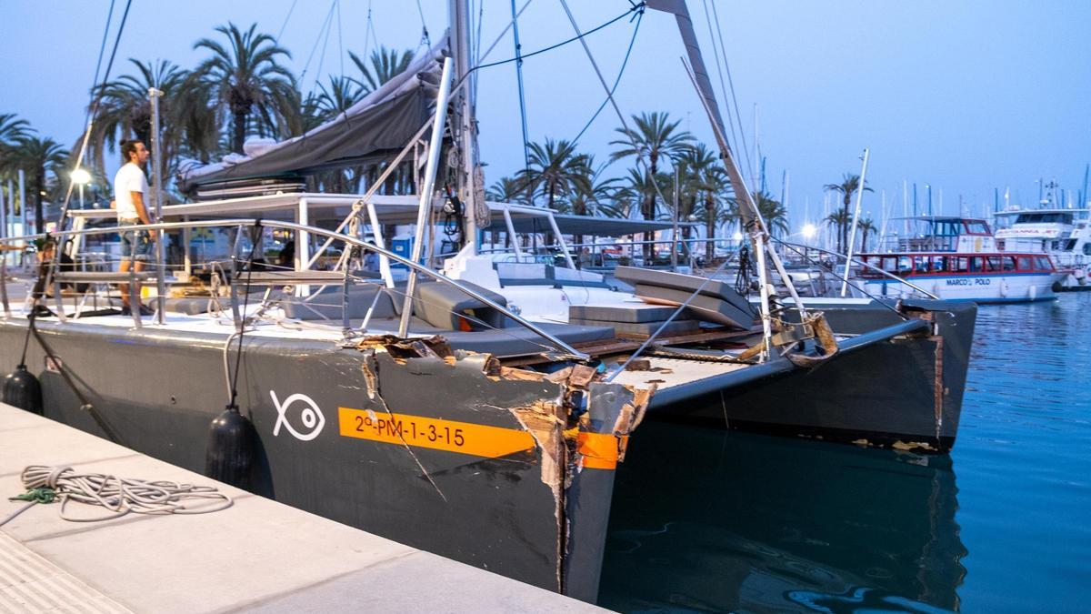Accidente entre una lancha de gran eslora y el catamarán 'Attraction' en Mallorca