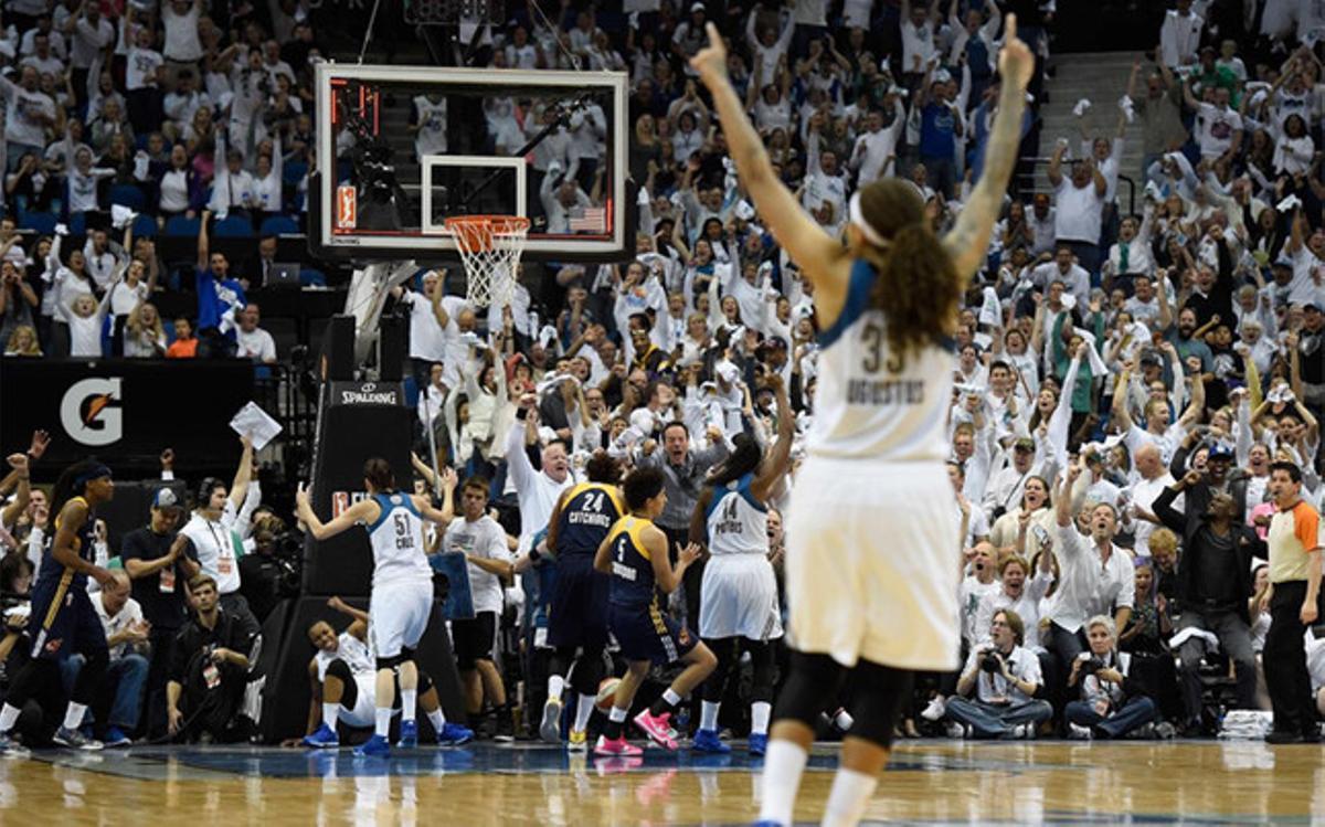 Así fue la celebración por el anillo de la WNBA conseguido por las Lynx Así fue la celebración por el anillo de la WNBA conseguido por las Lynx
