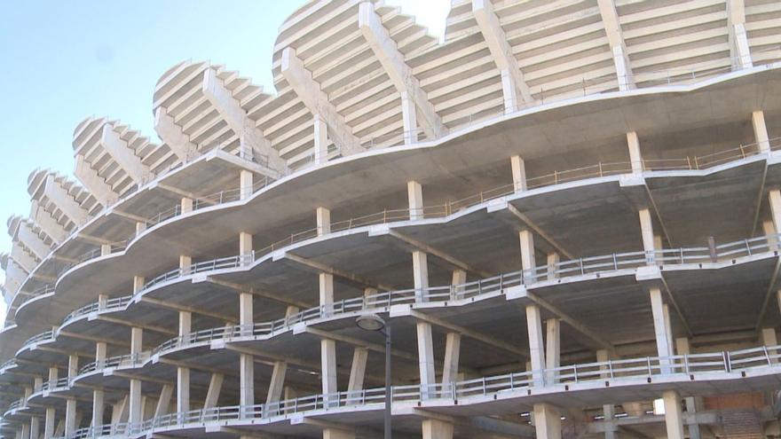 El ayuntamiento dictamina que es &quot;contrario a derecho&quot; exigir una fianza al Valencia CF por el Nou Mestalla