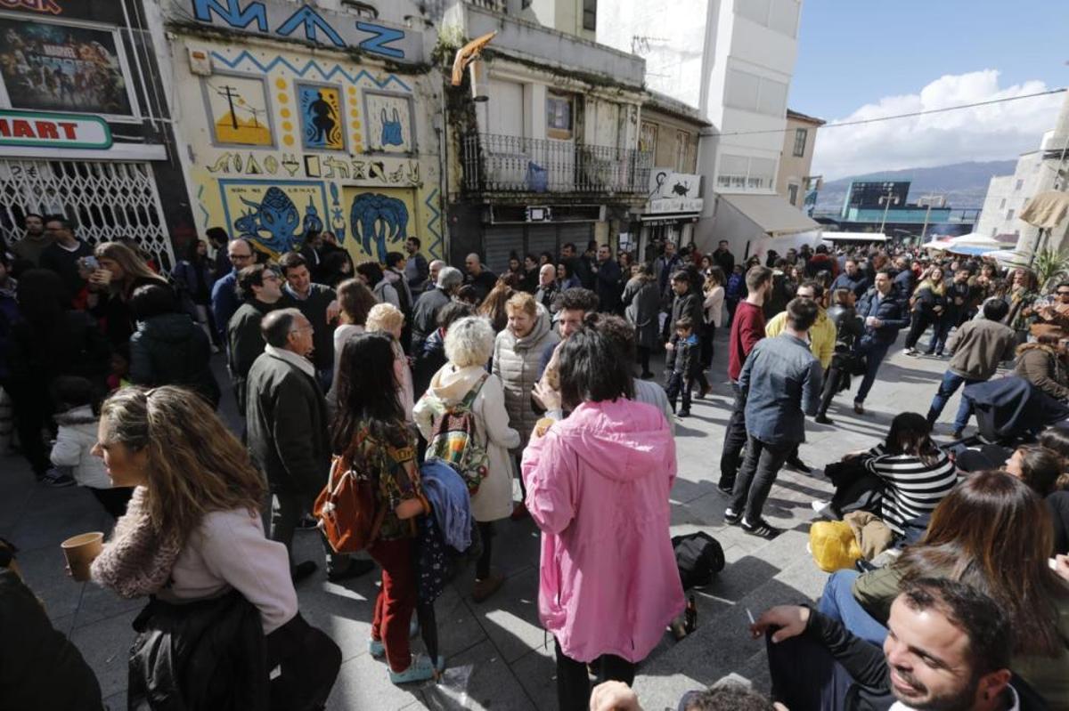 Las tropas napoleónicas campan a sus anchas por el Casco Vello sin saber que el domingo serán expulsados de la ciudad. Las tropas napoleónicas campan a sus anchas por el Casco Vello sin saber que el domingo serán expulsados de la ciudad.
