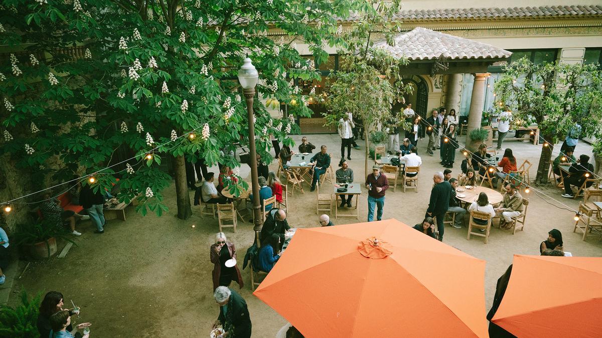La terraza de La Font del Gat, en Montjuïc.
