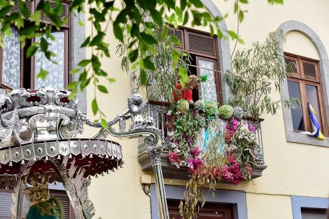 Procesion y Romeria por las Fiestas de las ...