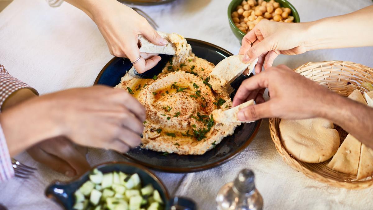Cómo hacer hummus: la receta fácil y sencilla (vista en Instagram) que vas a querer elaborar cada fin de semana