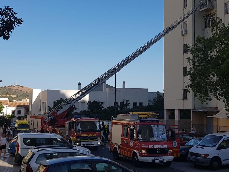 Un incendio afecta a una vivienda en la calle Cabriel de Málaga