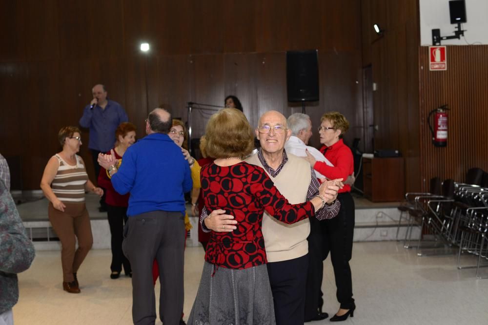 Bailes para mayores en centros cívicos de A Coruña