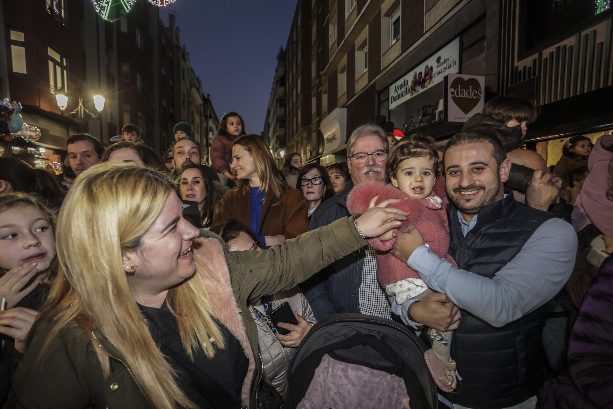 En imágenes: Así fue la multitudinaria cabalgata de Oviedo