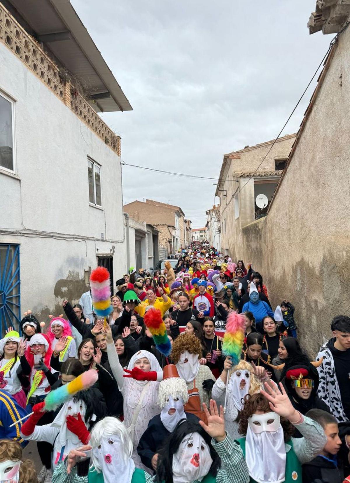 Locales y visitantes han disfrutado del amplio programa.