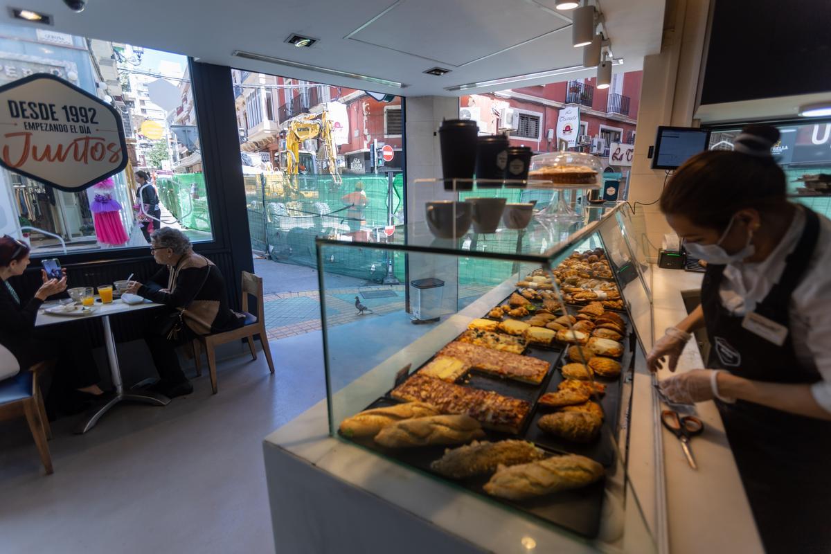 Obras en el centro comercial de la ciudad de Alicante