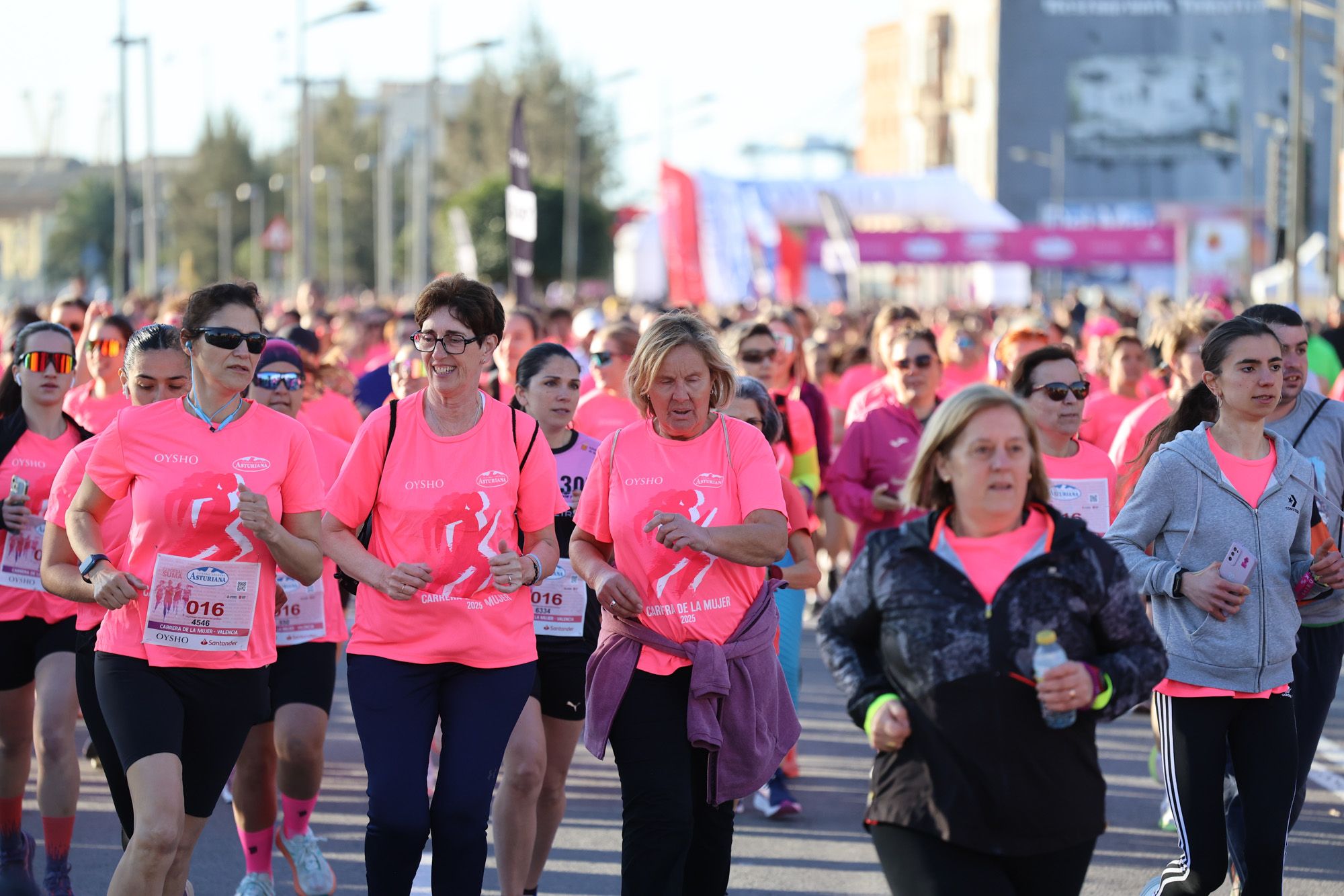 Carrera de la Mujer 2025: Las mejores imágenes del evento