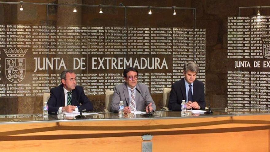 La Junta de Extremadura liquida la deuda a proveedores del SES