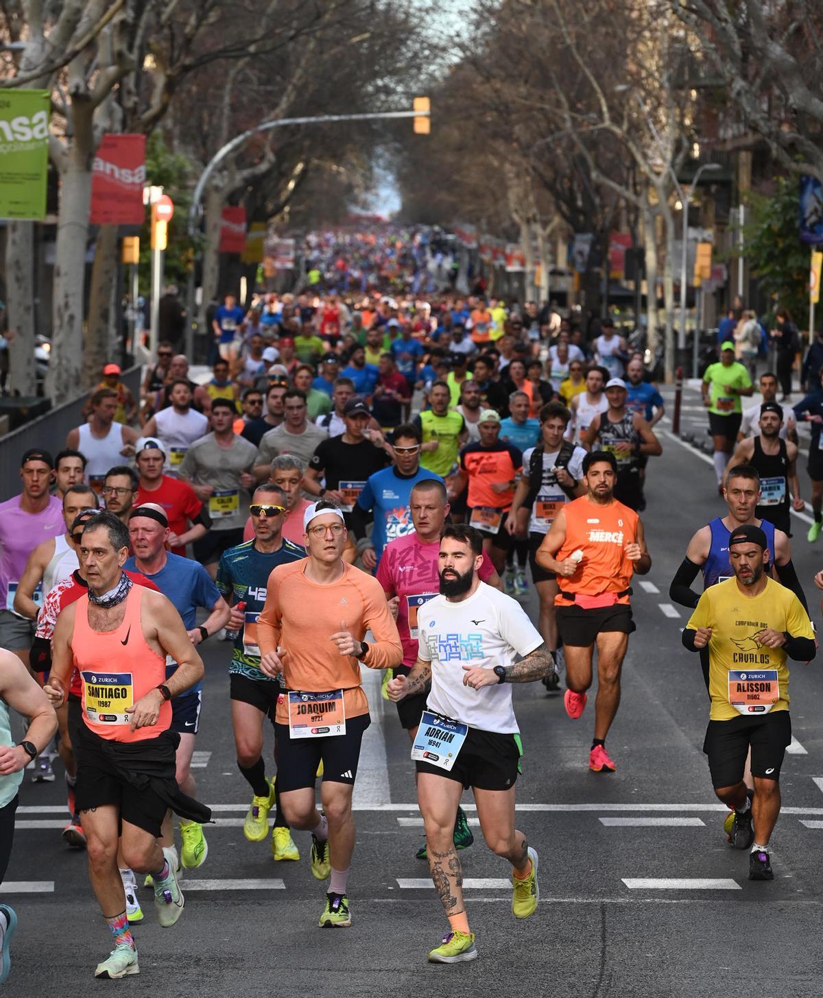 ¿Has participado en la Marató de Barcelona 2024? ¡Búscate en las fotos¡