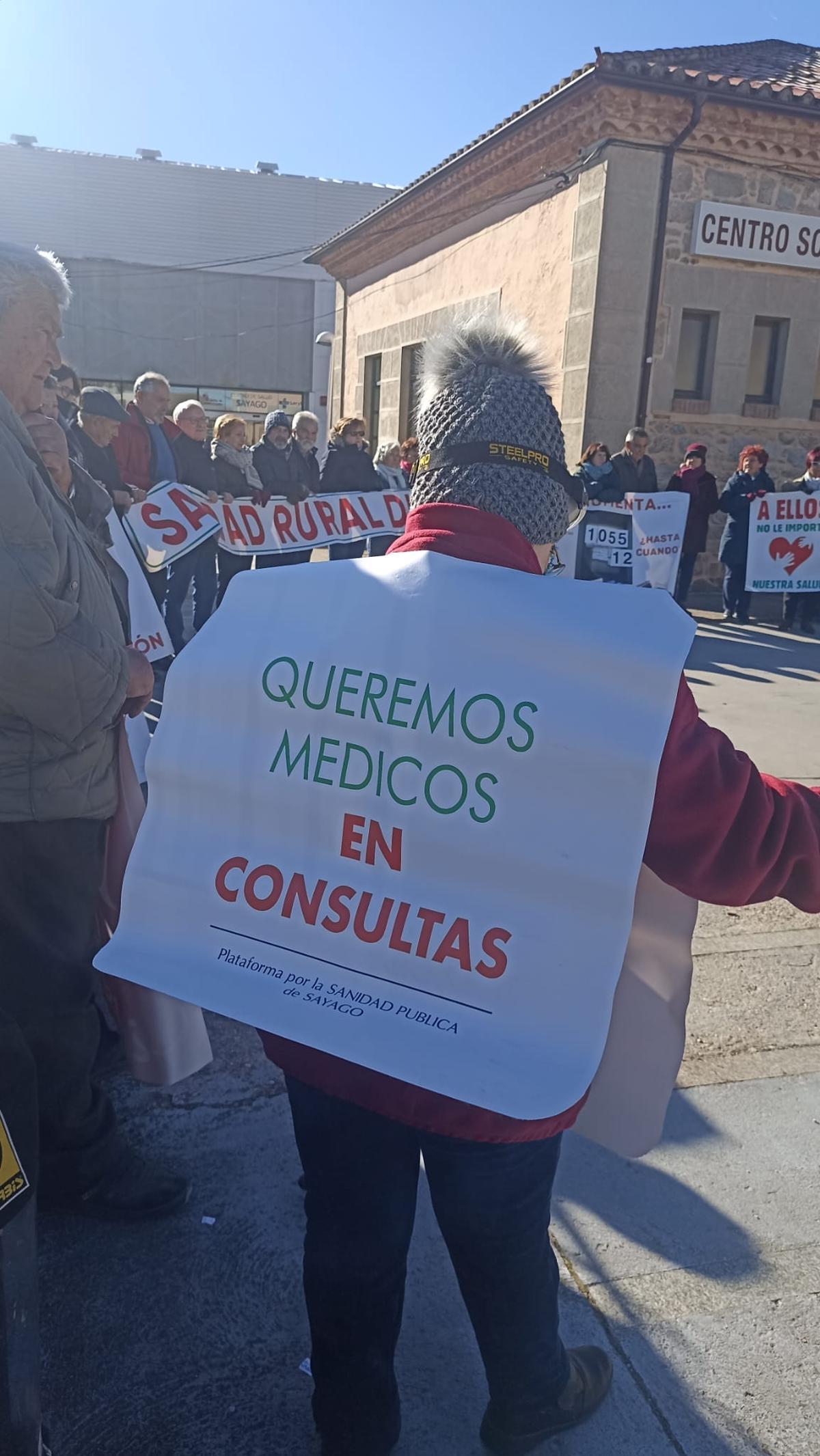 Concentración por la sanidad número 73 en Bermillo de Sayago