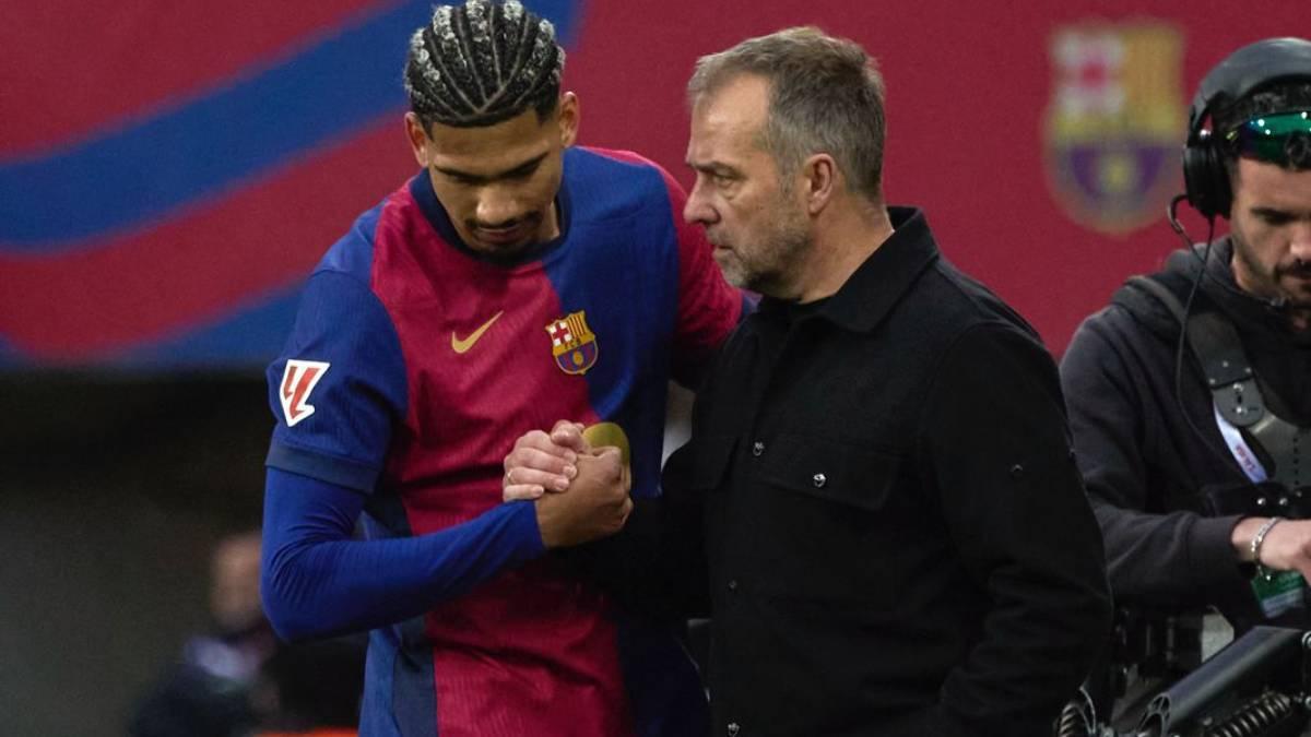Flick y Araujo, en una imagen del partido de hoy