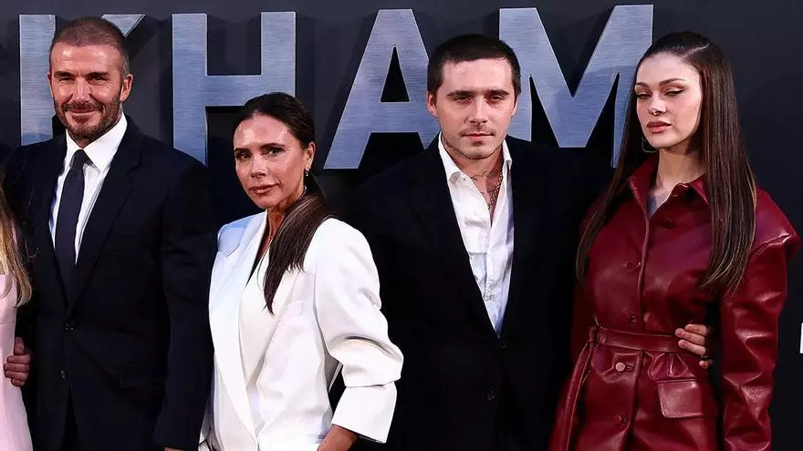 Brooklyn Beckham estalla públicamente contra sus padres, Victoria y David Beckham