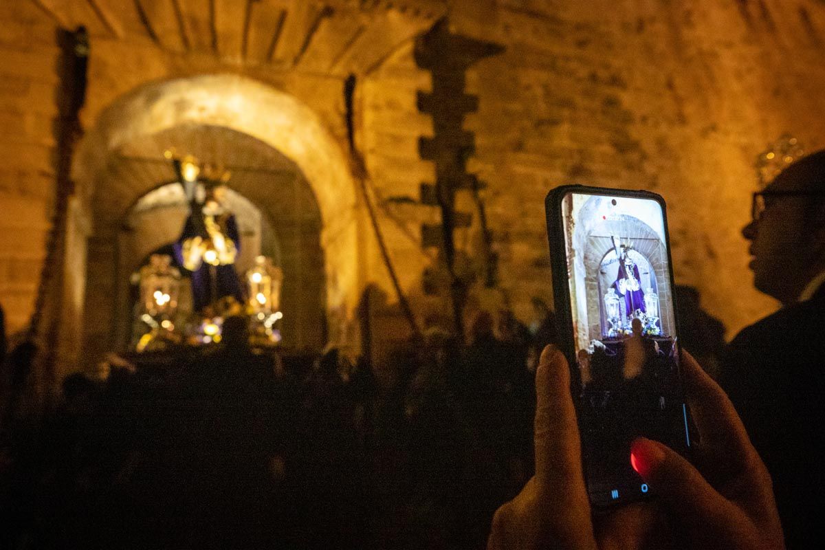 Semana Santa En Ibiza: procesión del Santo Entierro en el Viernes Santo