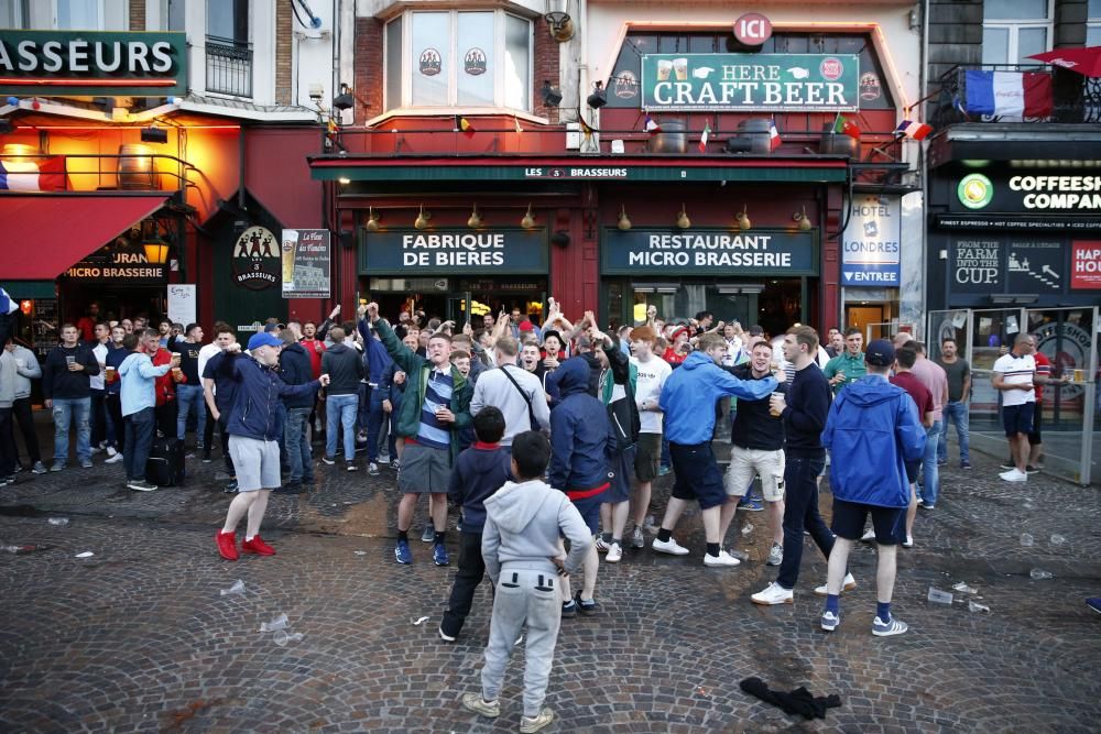 Los incidentes entre rusos e inglesas se han trasladado de Marsella a Lille.