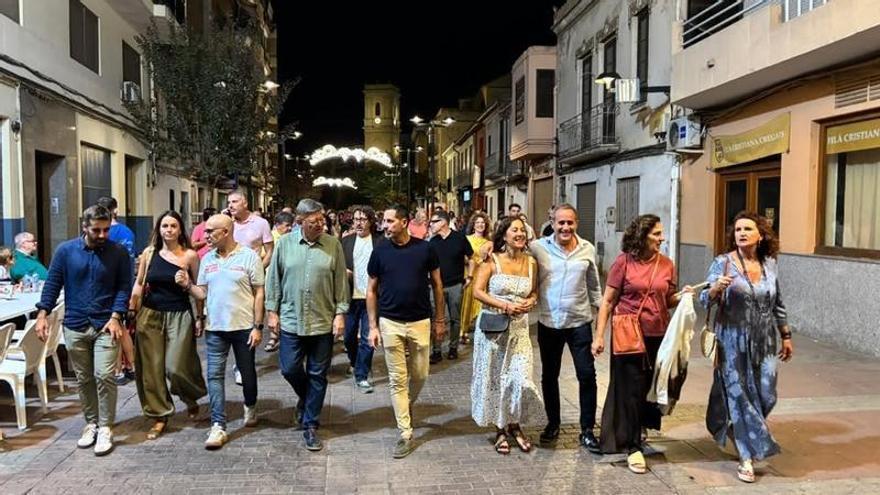 Multitudinario "Sopar Comarcal" del PSPV de l'Horta Sud con tirada de cohetes en Alaquàs