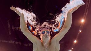 El francés Leon Marchand durante las eliminatorias de 200 m mariposa en los Juegos Olímpicos de París 2024