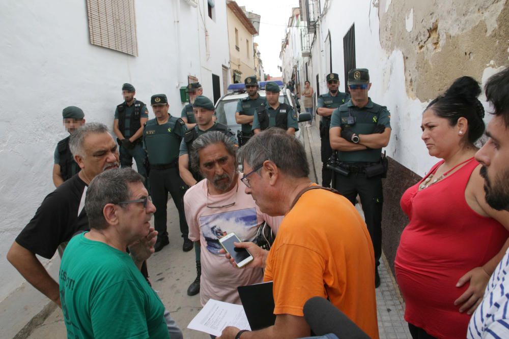 Desahucio paralizado en Oliva