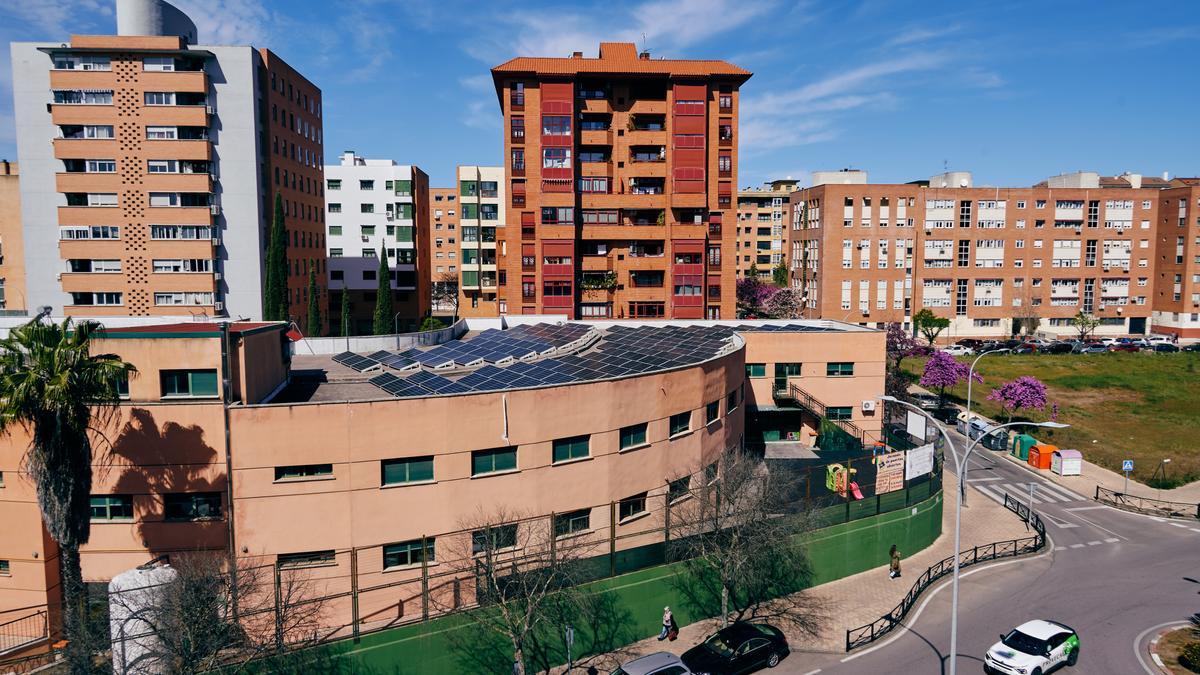 Panorámica del Colegio Giner de los Ríos en Cáceres.