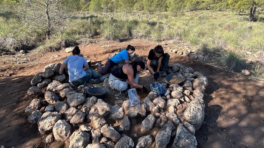 El hallazgo de un ajuar sitúa a Jumilla como un destacado enclave en el final del Bronce