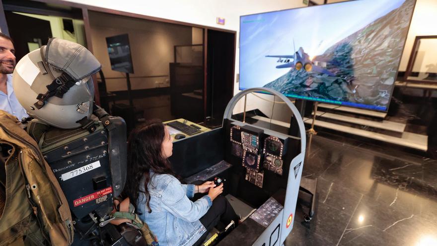 Refuerzo de 16 policías locales para la exhibición aérea de Las Teresitas