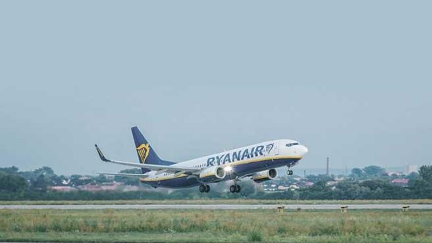 Tripulantes de Ryanair: &quot;O nos defendemos o seremos esclavos&quot;