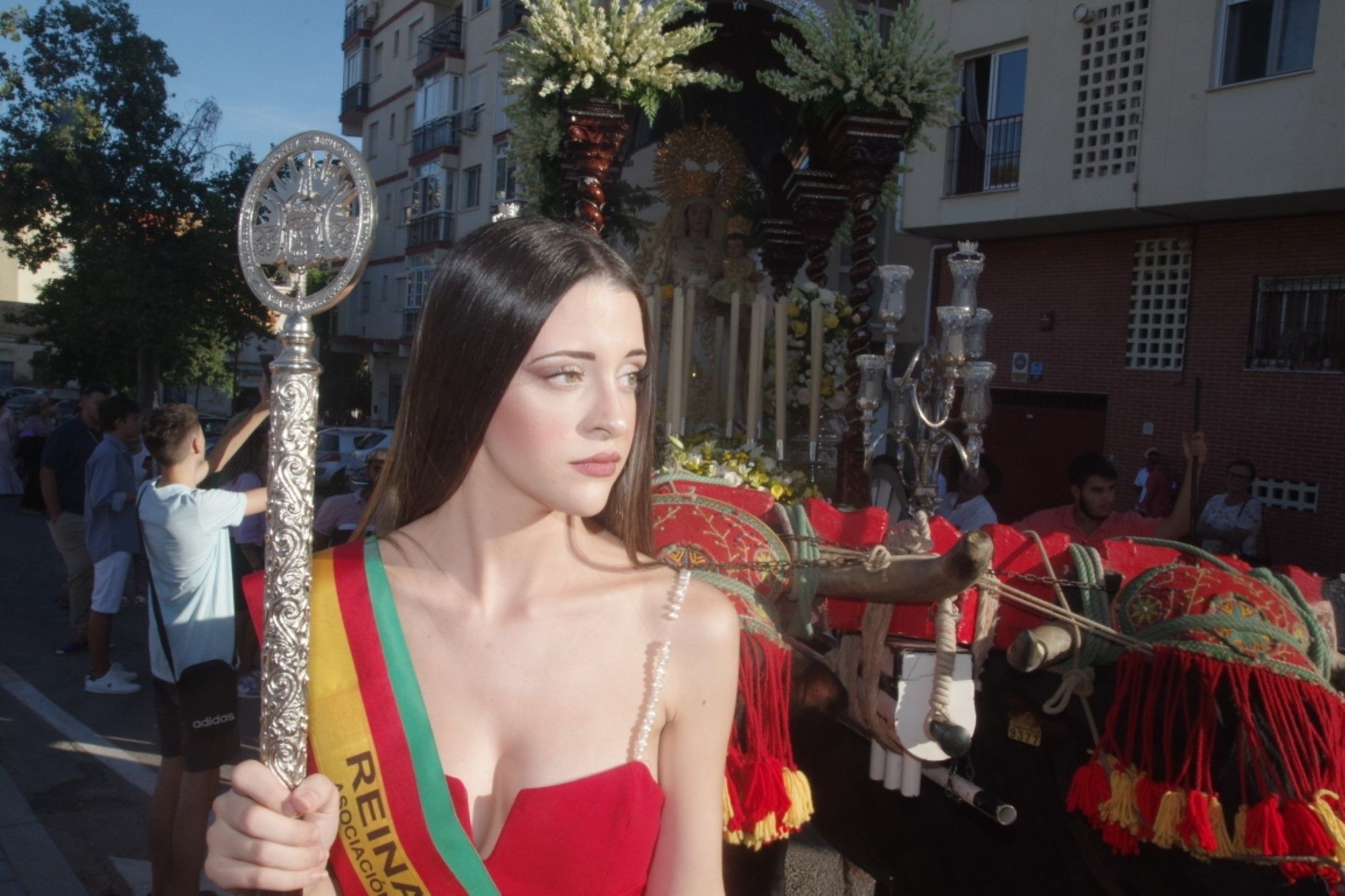 Salida de la romería de la Virgen de la Alegría desde Capuchinos