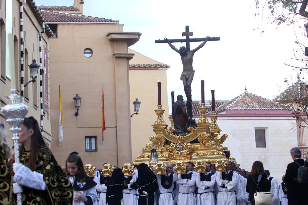 Las imágenes de la procesión de la Virgen de la Soledad, en el Jueves Santo de la Semana Santa de Málaga