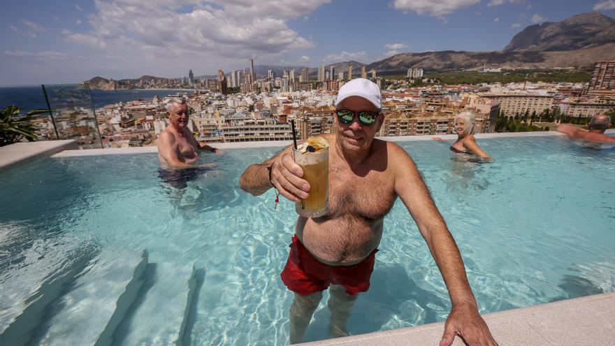 Cócteles a 60 metros de altura en Benidorm