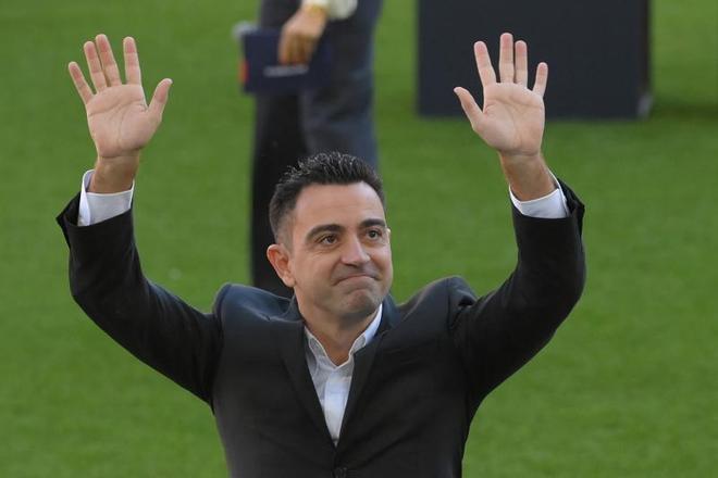 La presentación de Xavi Hernández, en imágenes