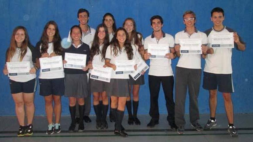 Newton College reconoce la labor de los alumnos del &quot;Work Experience Programme&quot;