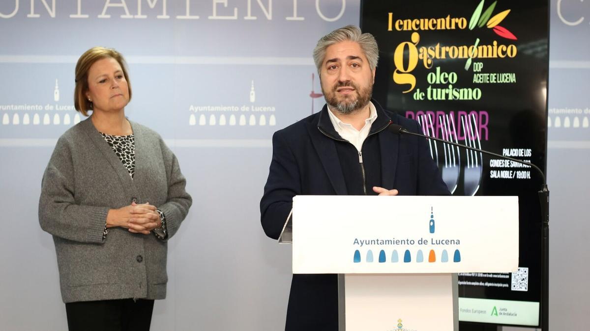 El concejal de Turismo de Lucena, Francisco Barbancho, durante la presentación de Oleoturismo.