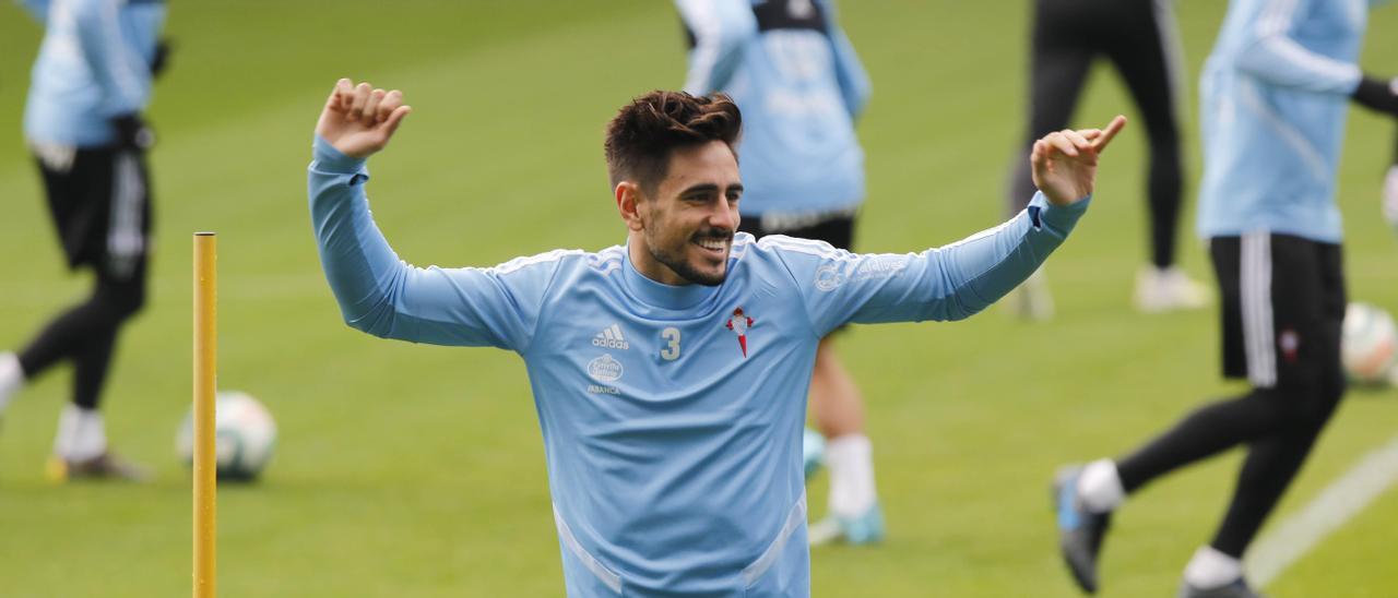 David Costa, en un entrenamiento con el Celta.