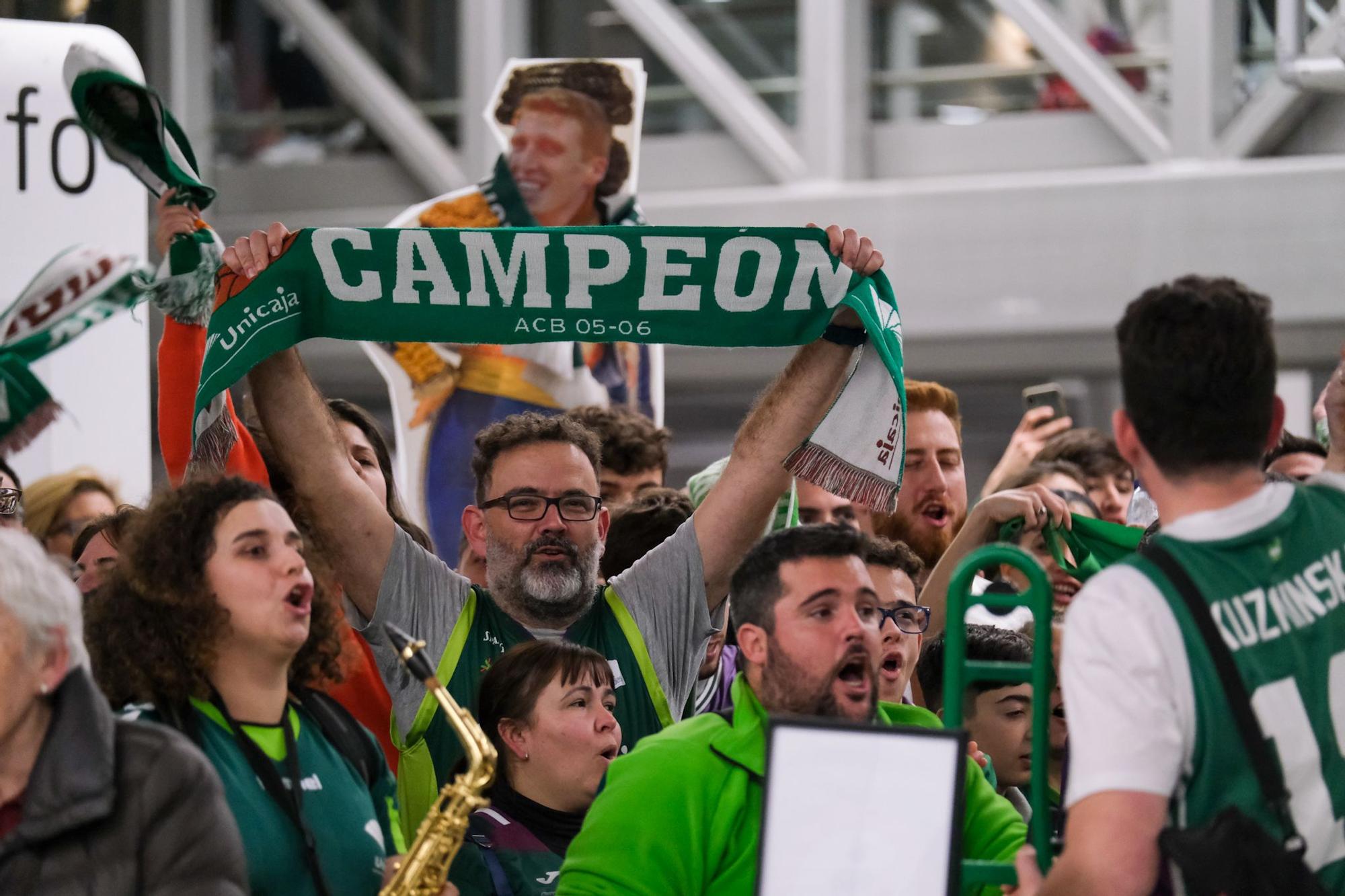 La llegada del Unicaja al aeropuerto de Málaga tras ganar la Copa del Rey