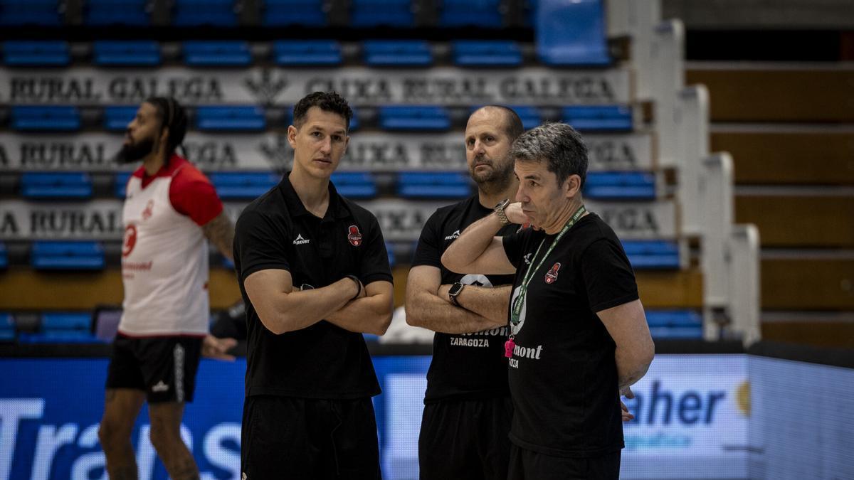 Gonzalo García de Vitoria, junto a Rodrigo San Miguel y Jorge Serna en Lugo.